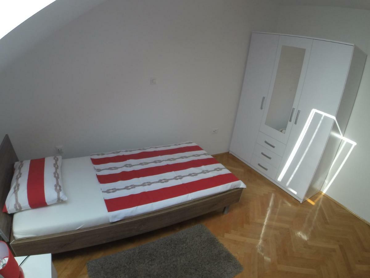 Apartments "Pavic" Near Zagreb Airport เวลิคาโกริตซา ภายนอก รูปภาพ
