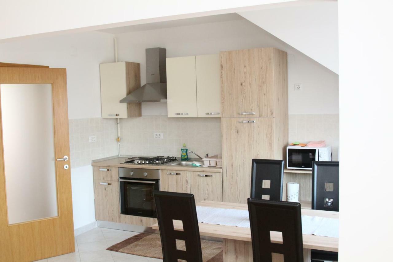 Apartments "Pavic" Near Zagreb Airport เวลิคาโกริตซา ภายนอก รูปภาพ